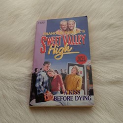 Kiss before Dying