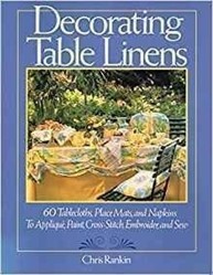 DECORATING TABLE LINENS