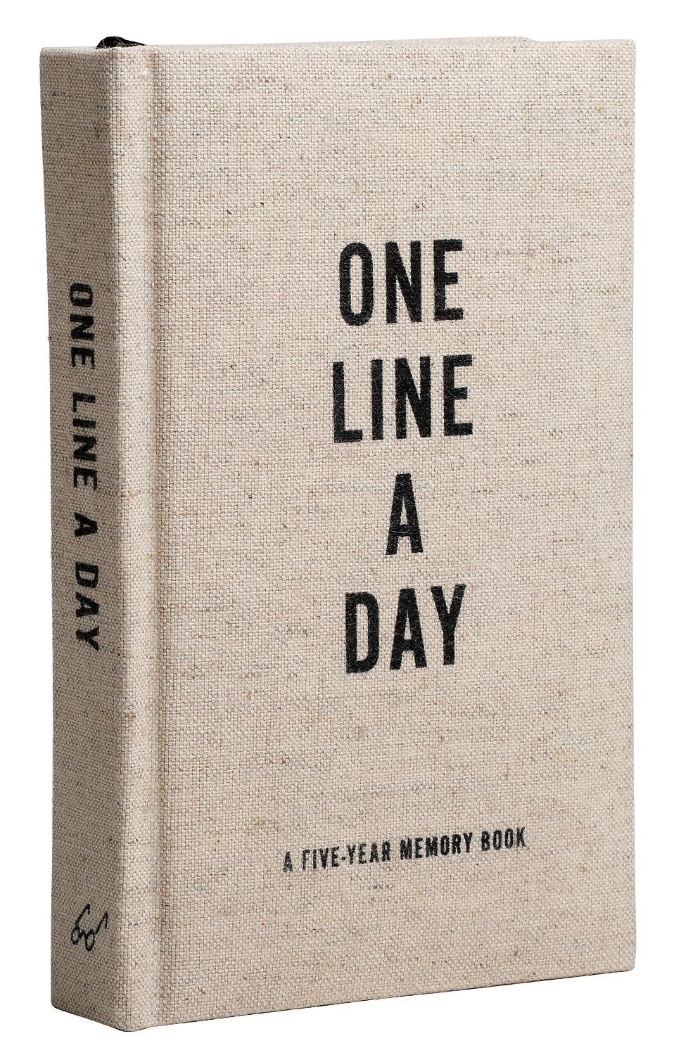  - Canvas One Line a Day: A Five-Year Memory Journal
