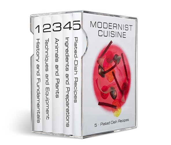 Modernist Cuisine:The Art and Science of Cooking