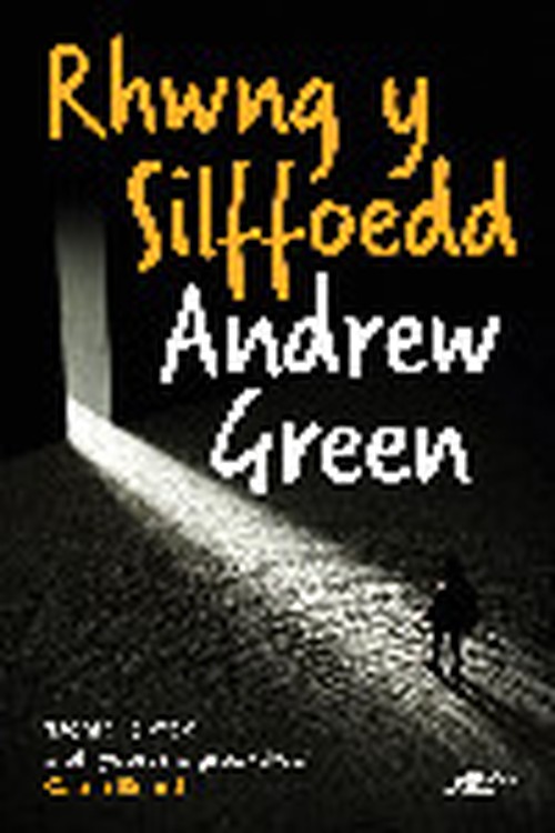 Rhwng y Silffoedd