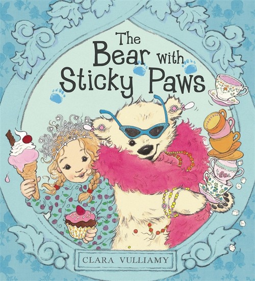 The Bear with Sticky Paws: The Bear With Sticky Paws