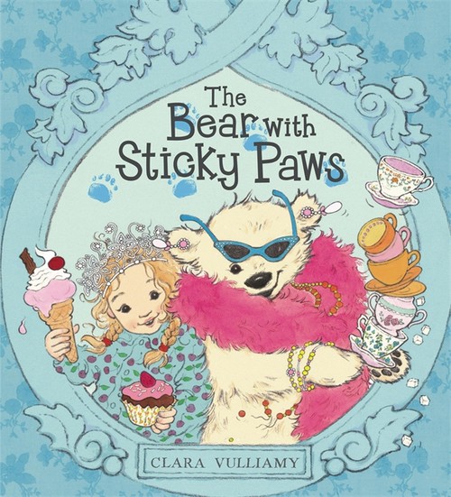 The Bear with Sticky Paws: The Bear With Sticky Paws