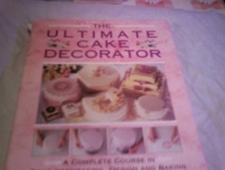 The Ultimate Cake Decorator